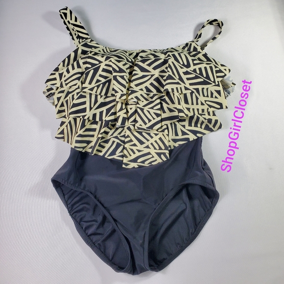 💥Just In💥 One Piece Womens Bathing Suit sz 12